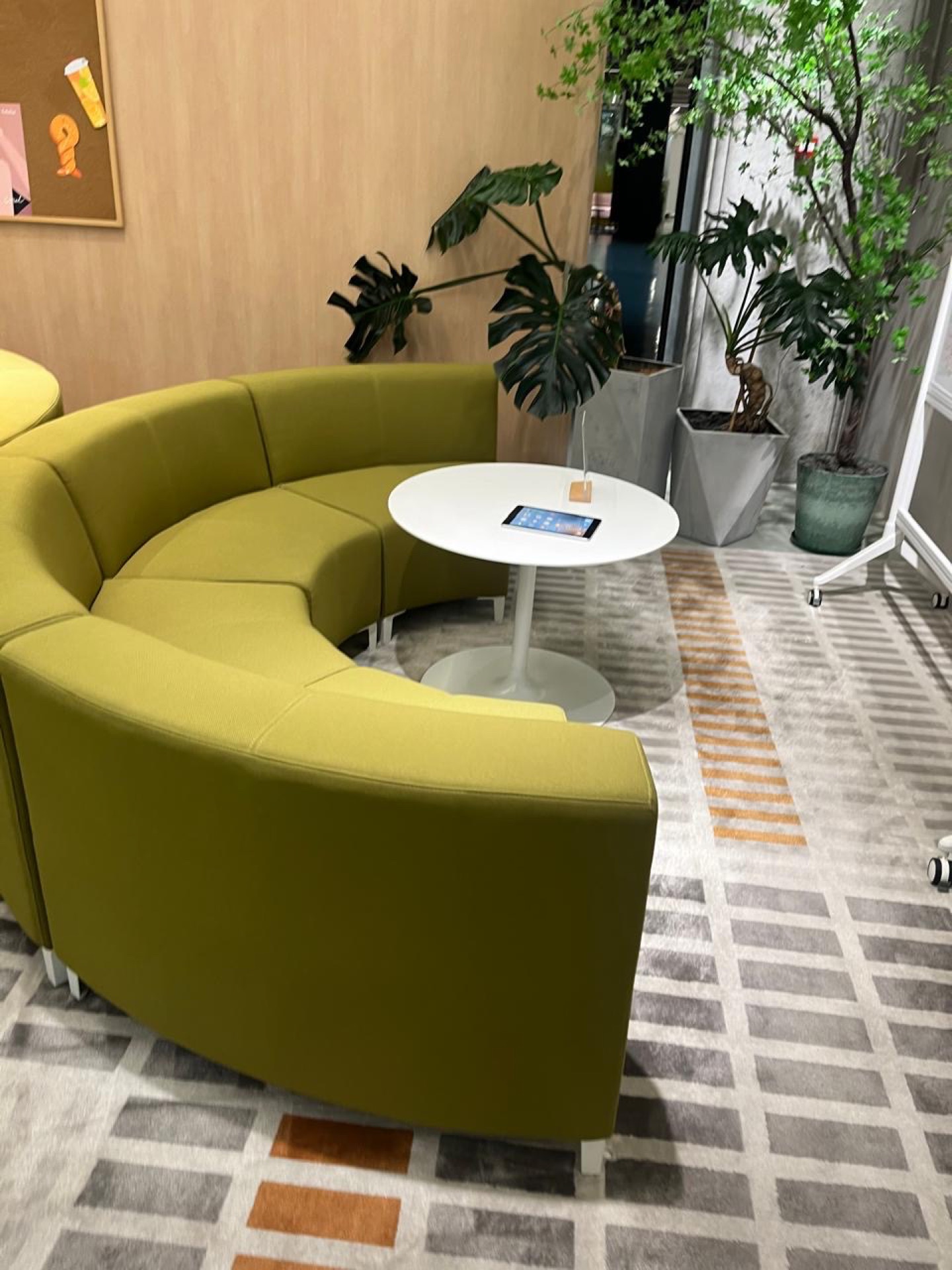 Lounge modular circular — Ergospazzio